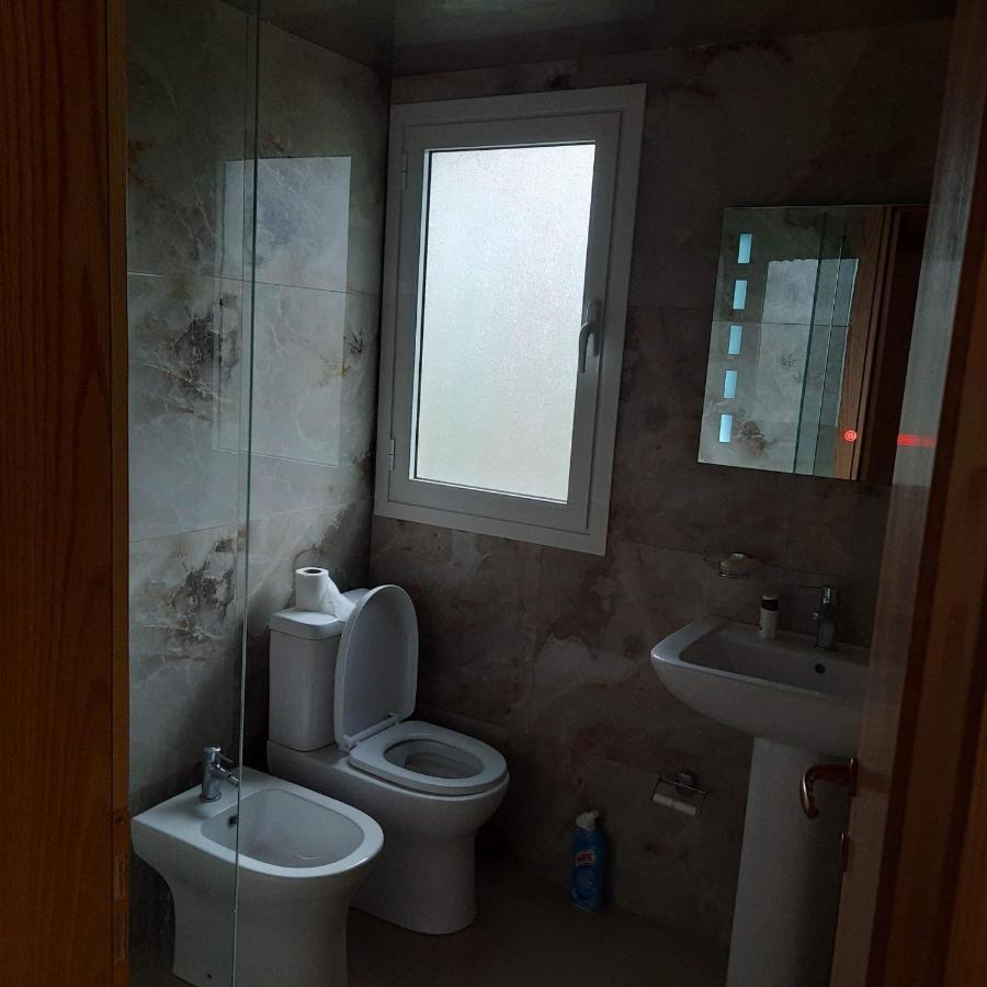 Irini'S Guesthouse เคพาโร ภายนอก รูปภาพ