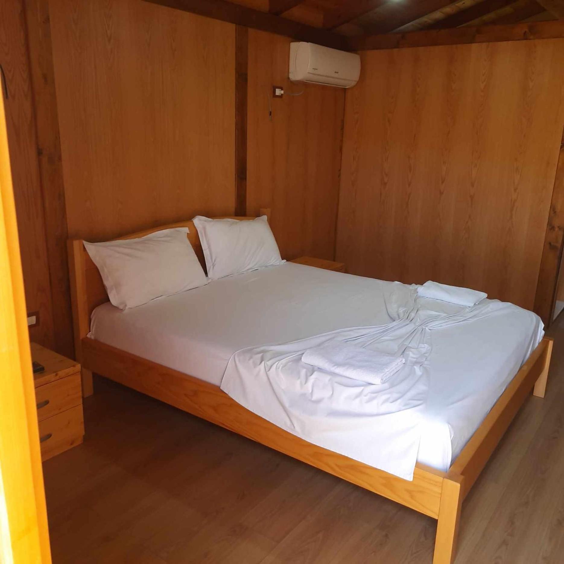 Irini'S Guesthouse เคพาโร ภายนอก รูปภาพ